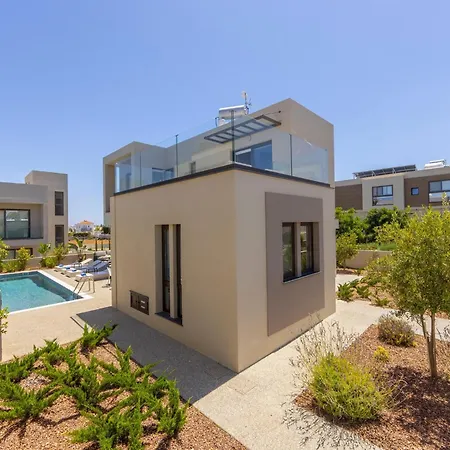 Holiday home Malama By Karma
